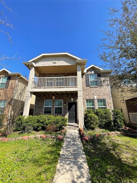 7019 Pavilion Dr, Houston, TX 77083