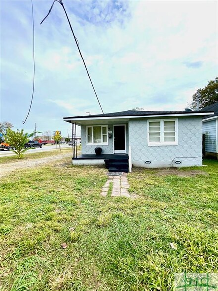 6 Ferrill St, Savannah, GA 31415