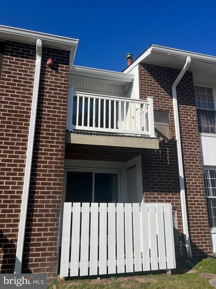 275 Green St Unit 5C8, Beverly, NJ 08010