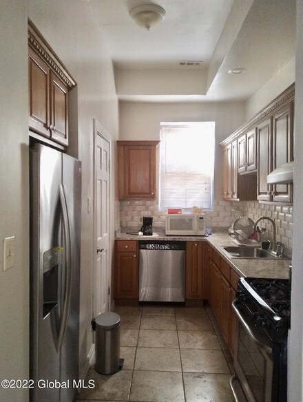 103 Green St Unit 3, Albany, NY 12202