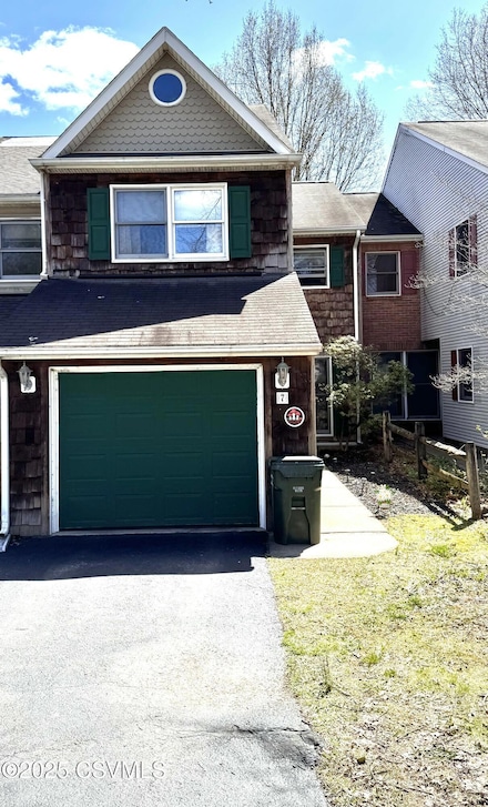 7 Banyan St, Selinsgrove, PA 17870