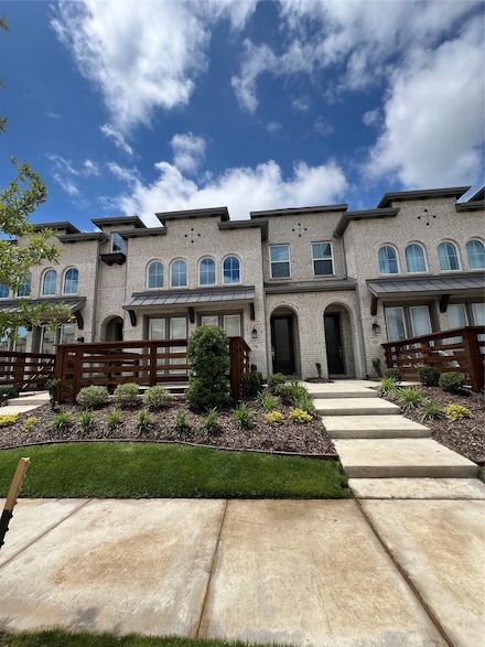 3708 Queen Rd, Sherman, TX 75090