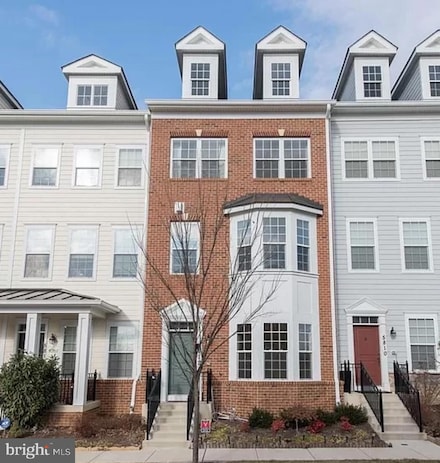 5812 Duncan Dr, Ellicott City, MD 21043
