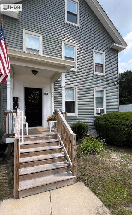 103 Wakefield St, Rochester, NH 03867