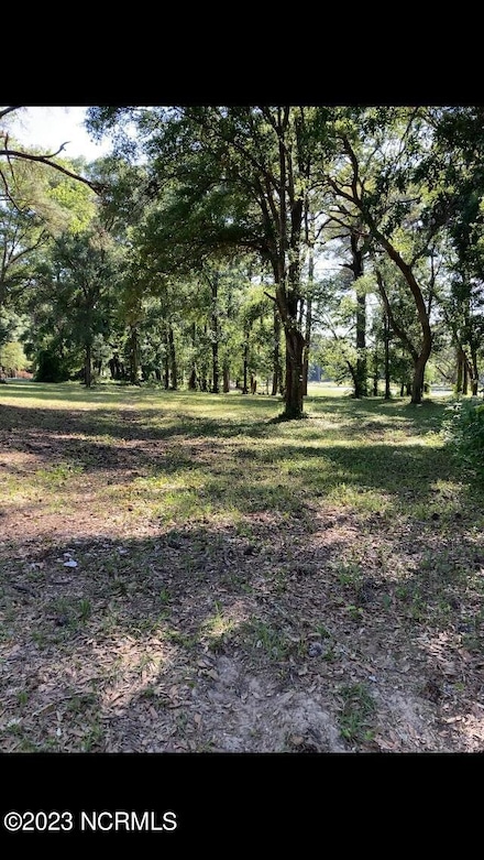8 Shoreline Dr W, Sunset Beach, NC 28468