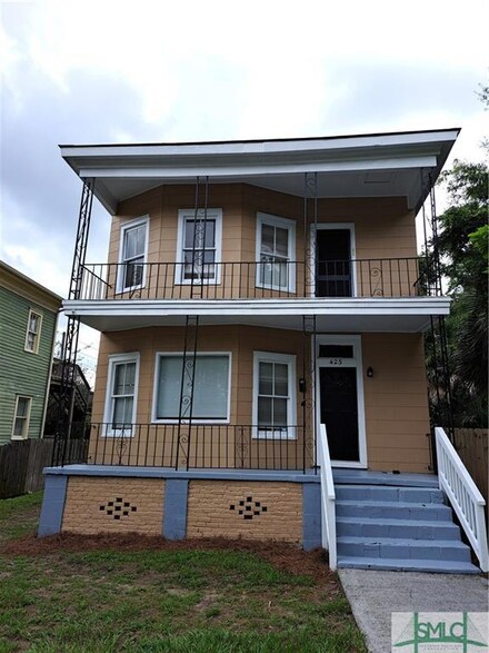 423 E 35th St, Savannah, GA 31401