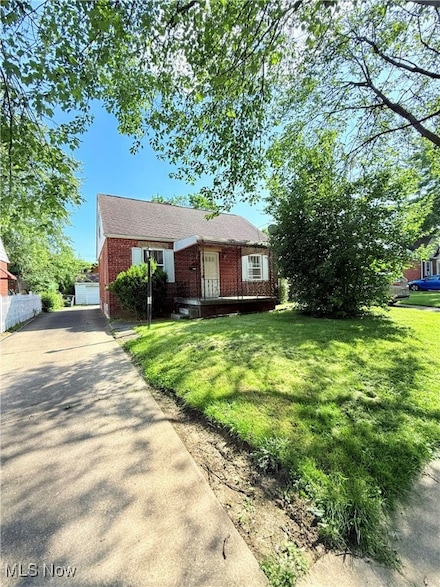 1042 Lindsay Ave, Akron, OH 44306
