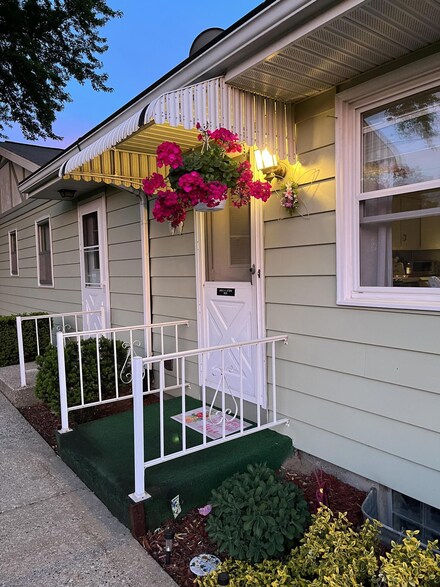 929 Andover Ct SE Unit 42, Grand Rapids, MI 49508