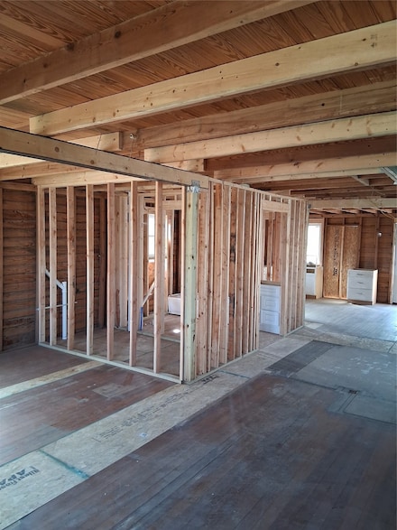 208 E 4th St, Coleman, TX 76834