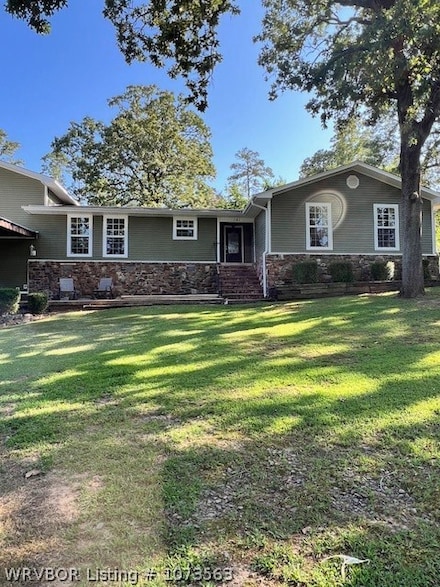 151 Lakeview Dr, Paris, AR 72855
