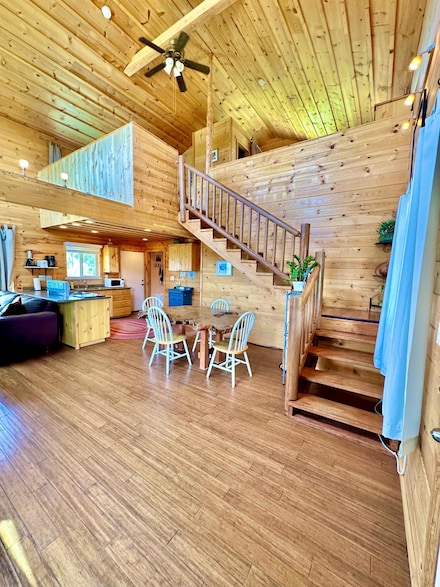 403 & 409 Mineral Springs Rd, Mt. Carmel, UT 84755