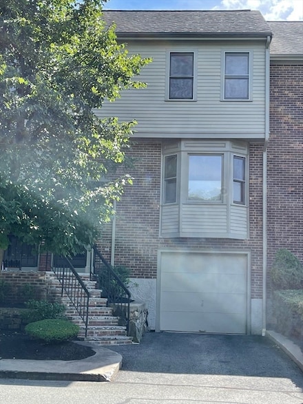60 Maple St Unit G, Canton, MA 02021