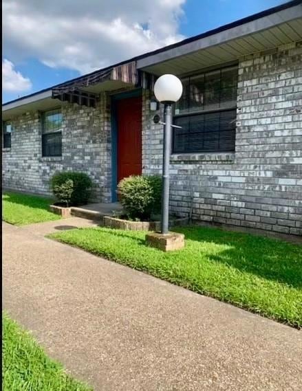 213 Highway Dr, Jefferson, LA 70121