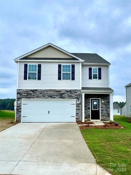 3770 Charles St NW, Conover, NC 28613