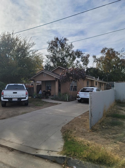 385 N Teilman Ave, Fresno, CA 93706
