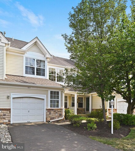 603 Weymouth Ct Unit 56, New Hope, PA 18938