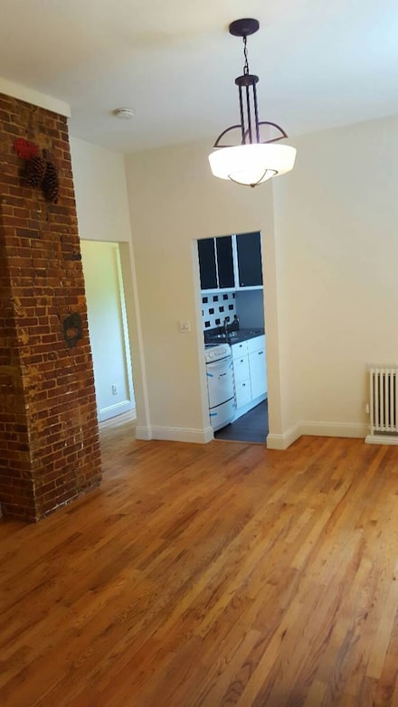 420 Littleworth Ln Unit 5, Sea Cliff, NY 11579