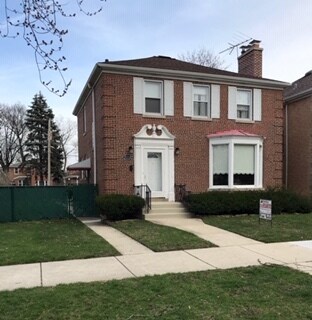 6347 N Le Mai Ave, Chicago, IL 60646