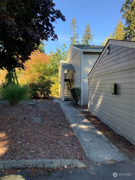 1700 Lake Park Dr SW Unit 1, Tumwater, WA 98512