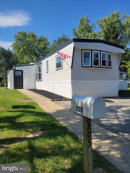 205 Adams Ave, Williamstown, NJ 08094
