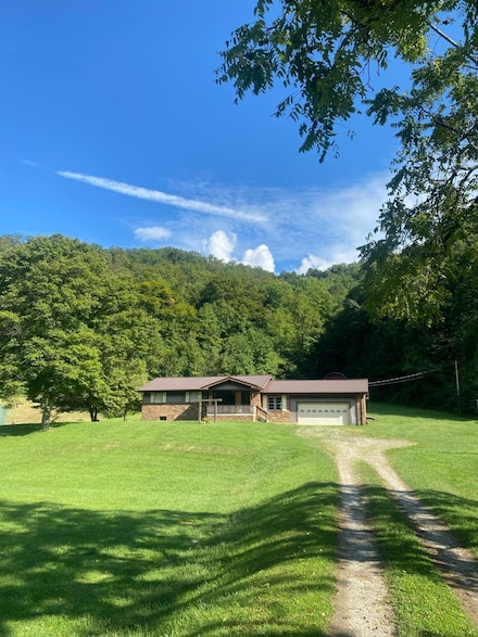 9010 U S 421, Manchester, KY 40962