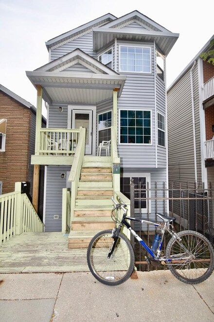 2127 W Cullerton St, Chicago, IL 60608