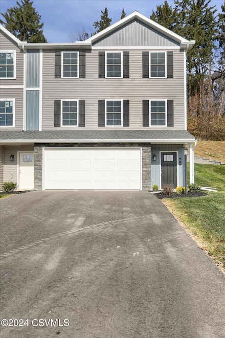 84 Limerick Ln, Selinsgrove, PA 17870