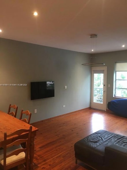 4720 Pine Tree Dr Unit 17, Miami Beach, FL 33140