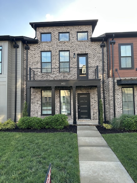 1451 Rebecca Johns Dr, Murfreesboro, TN 37128