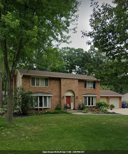419 E Le Capitaine Cir, Green Bay, WI 54302