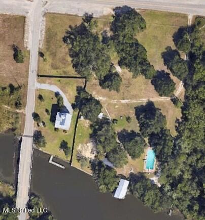120/124 Bayview St, Pass Christian, MS 39571