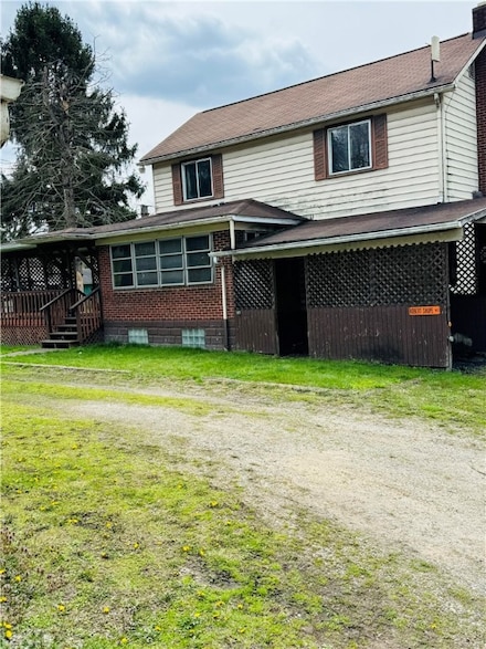 113 Snipe Rd, Yukon, PA 15698