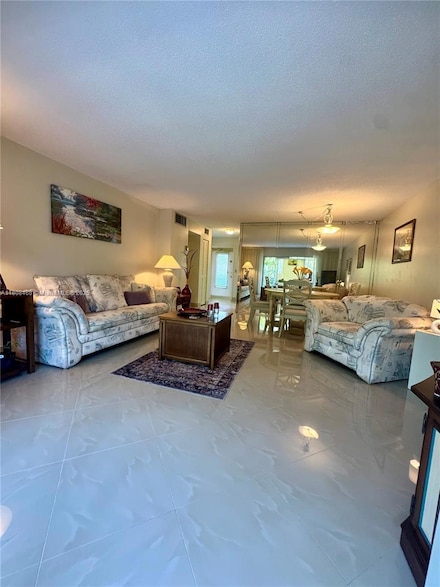 700 NE 14th Ave Unit 204, Hallandale Beach, FL 33009