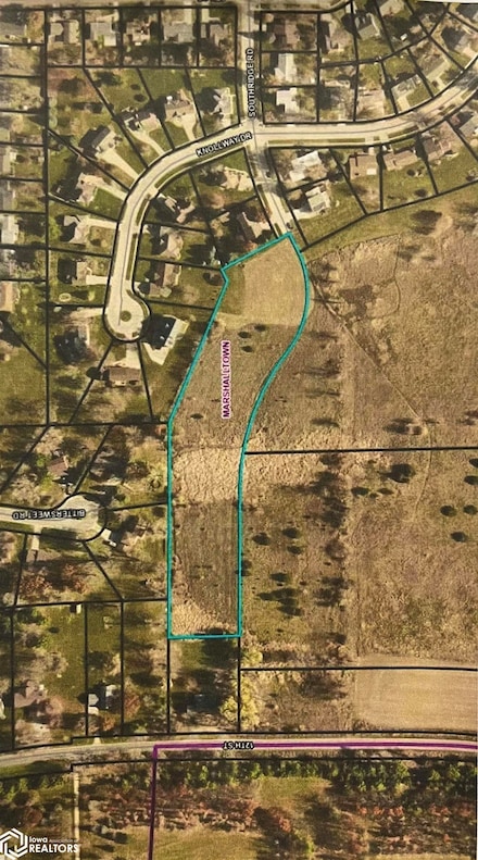 905 W Southridge Rd, Marshalltown, IA 50158