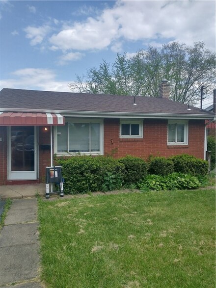 68 Central Ave, North Versailles, PA 15137