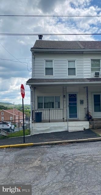 251 Chestnut St, Saint Clair, PA 17970