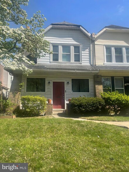 1134 E Haines St, Philadelphia, PA 19138