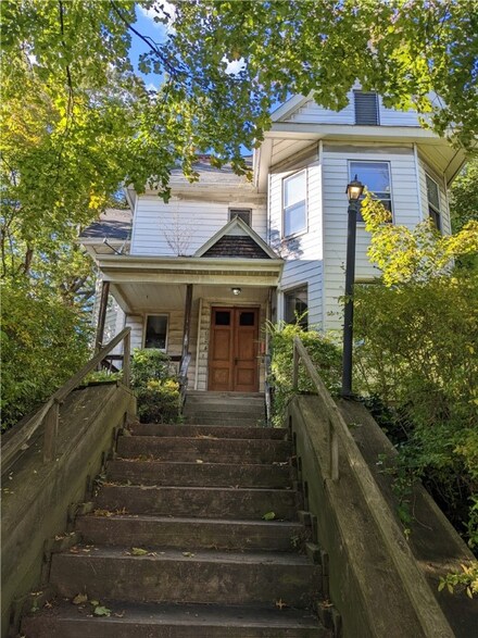 624 E Brady St, Butler, PA 16001