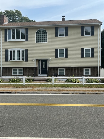 9 Parker St, Wilmington, MA 01887