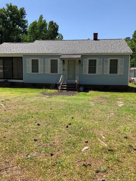 34 Carrol Dr, Sumter, SC 29150