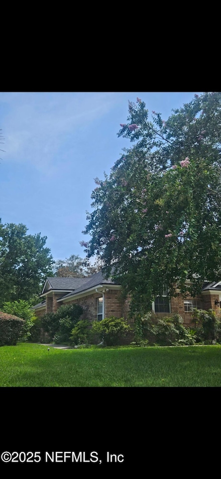 1561 Stonebriar Rd, Green Cove Springs, FL 32043