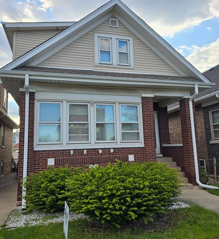 6238 S Massasoit Ave, Chicago, IL 60638