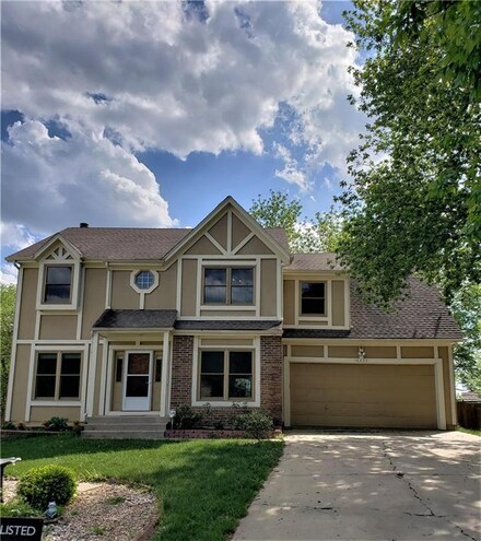 16235 W 80th Place, Lenexa, KS 66219