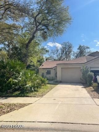 6196 Sequoia Dr, Port Orange, FL 32127