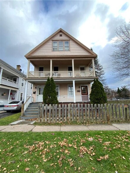 1529 Lincoln Ave, Utica, NY 13502