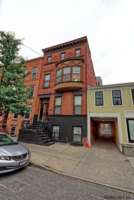 26 Dove St, Albany, NY 12210