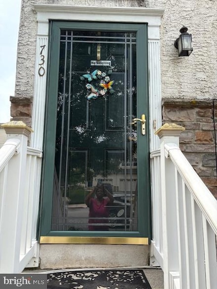 730 Cedar Ln, Norristown, PA 19401