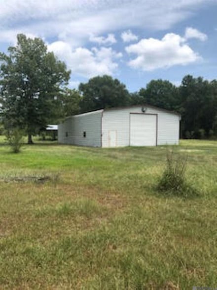37688-B Webb Rd, Denham Springs, LA 70706