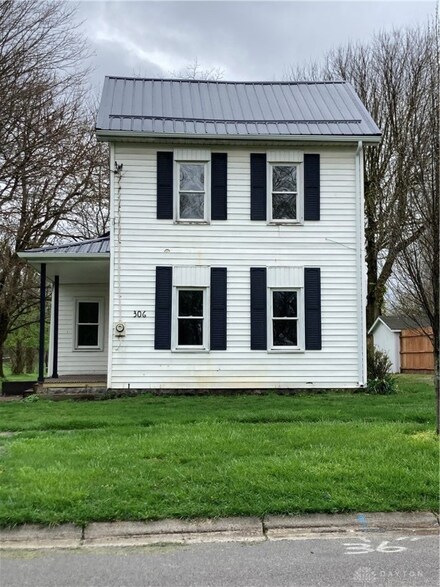 306 W Sugartree St, Wilmington, OH 45177