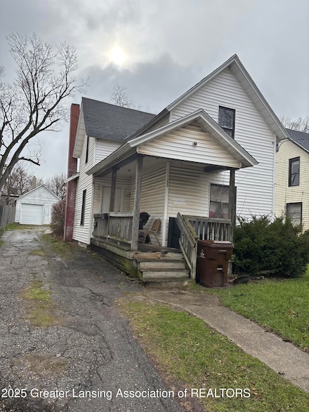 207 S Hosmer St, Lansing, MI 48912